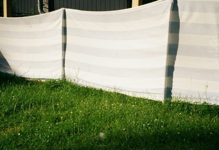 Outdoor privacy screen in a UK back garden